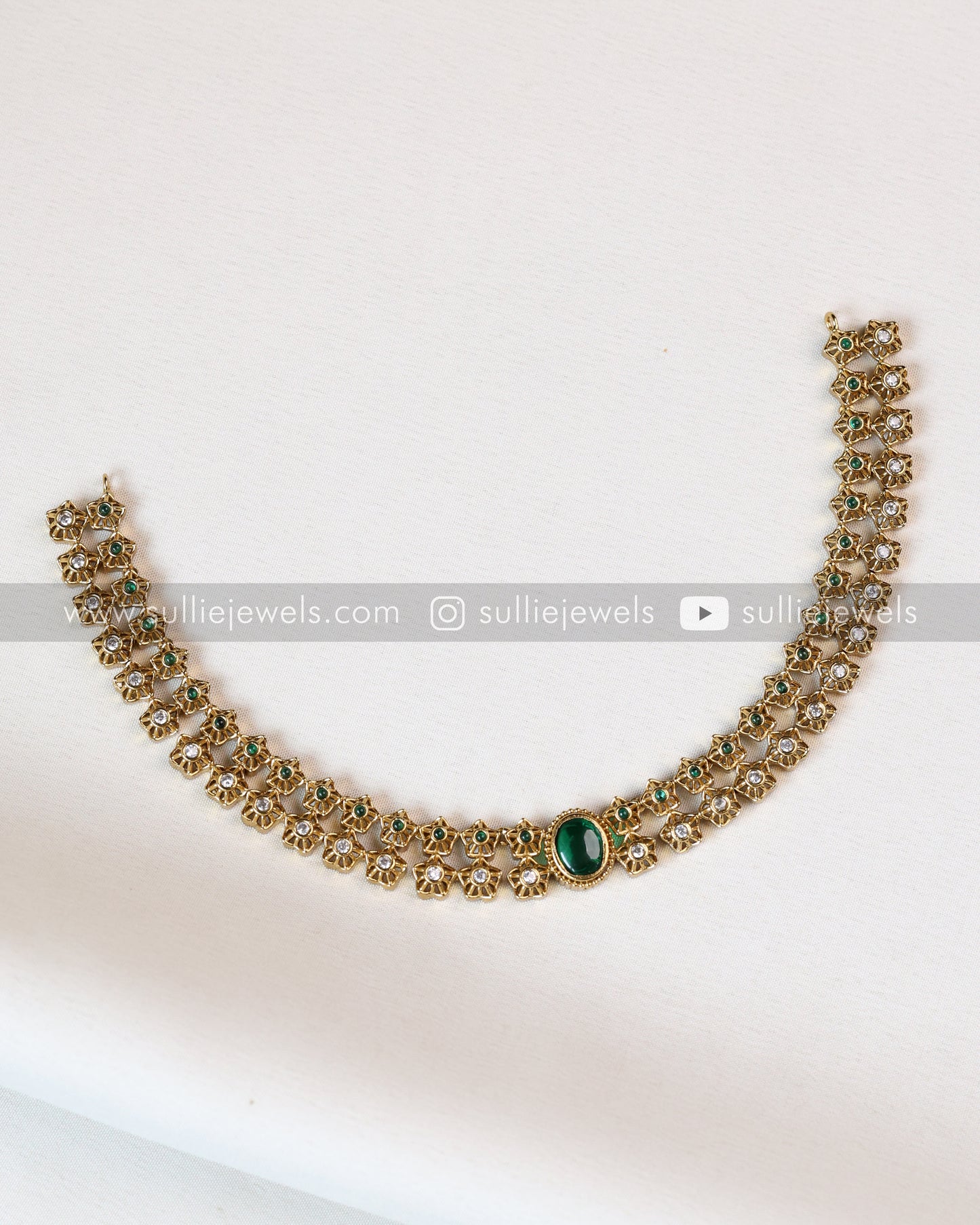 Stone with stars Necklace Set