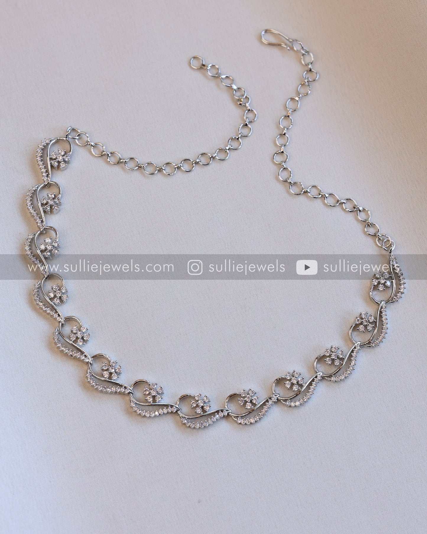 AD Floral Wave Silver Necklace with Stud