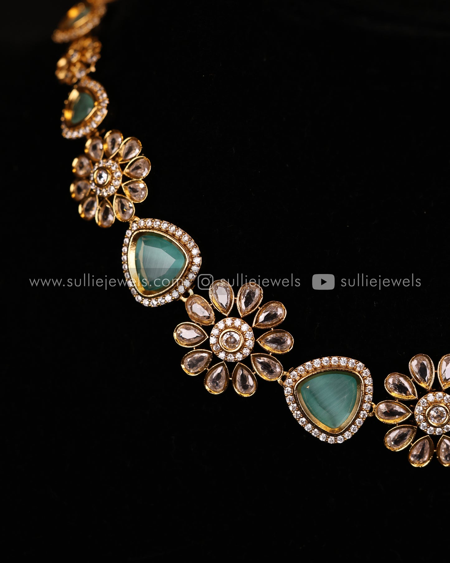 Premium Uncut Stone Necklace Set