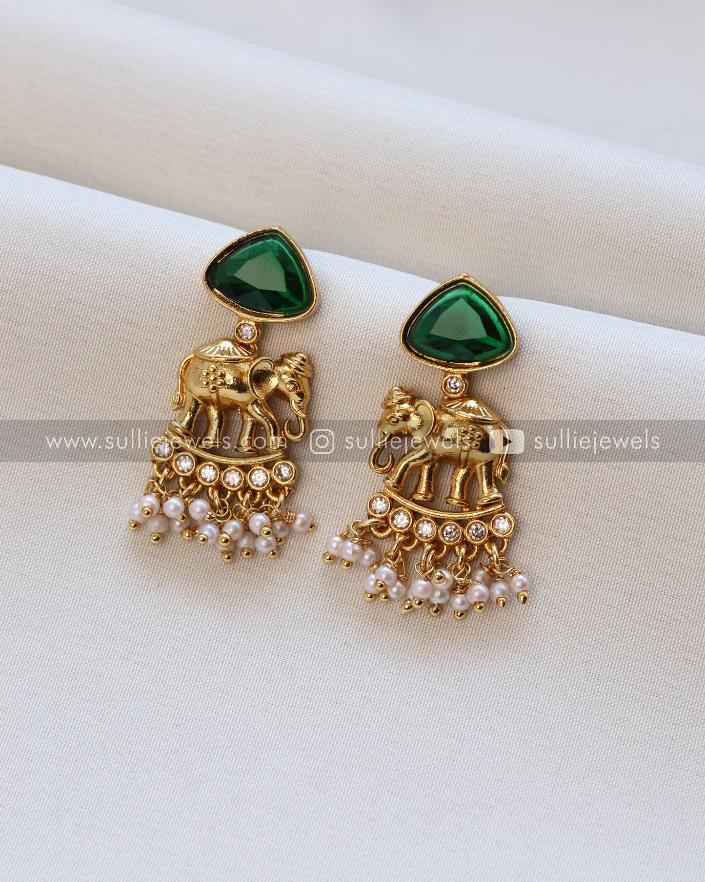 Elephant Stone Necklace with Earring - Red & Green