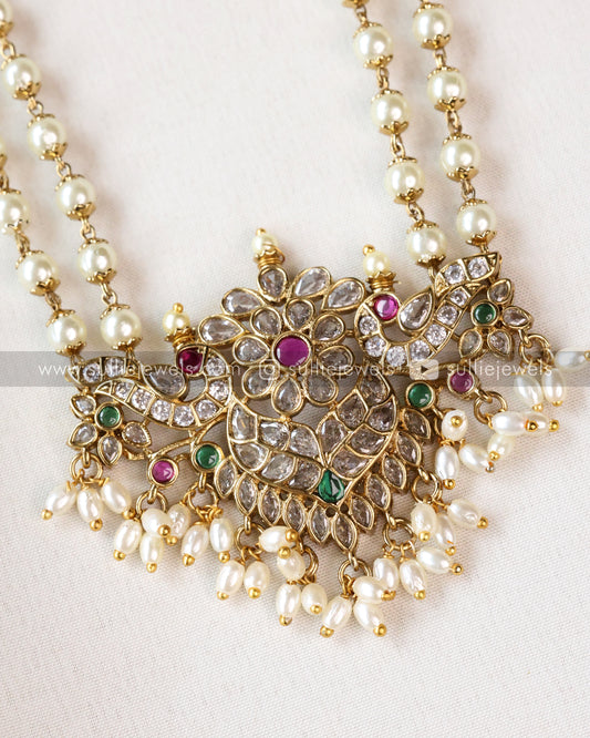 Pearl & Peacock Elegant Long Chain with Stud