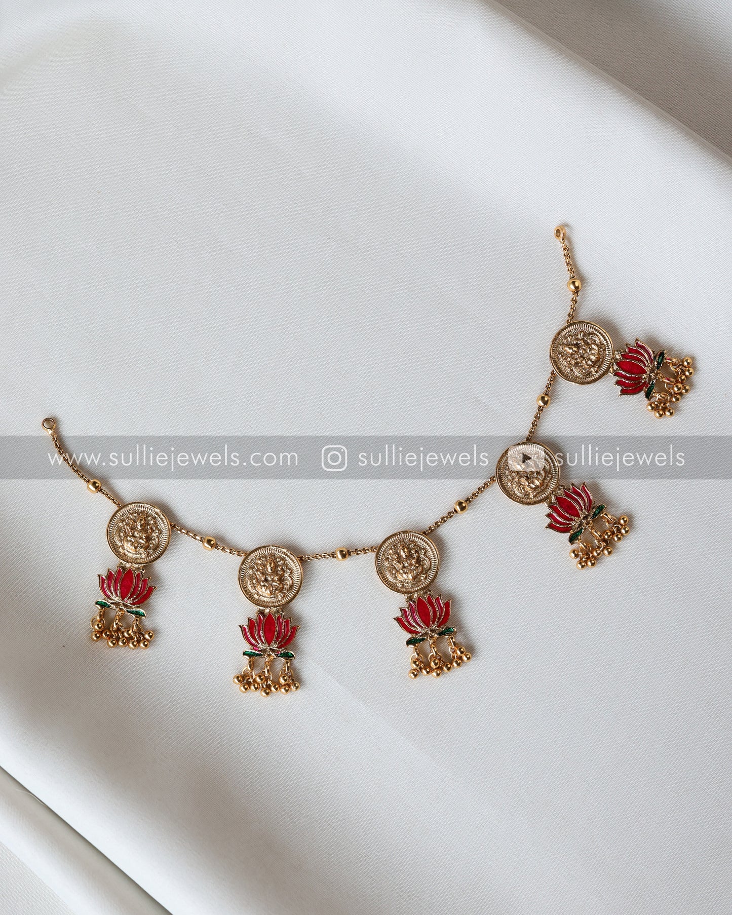 Sullie Basic - Lakshmi Coin Lotus Necklace with Earring