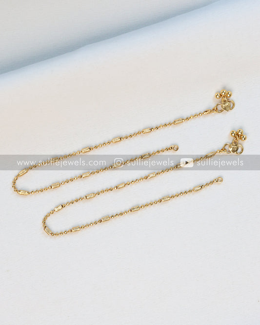 Minimal Gold Tube Beads Design Anklet