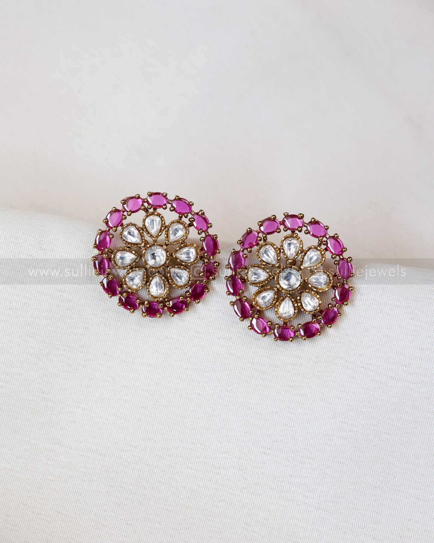 2097 - Designer Emerald & Ruby Floral Steady Choker with Stud