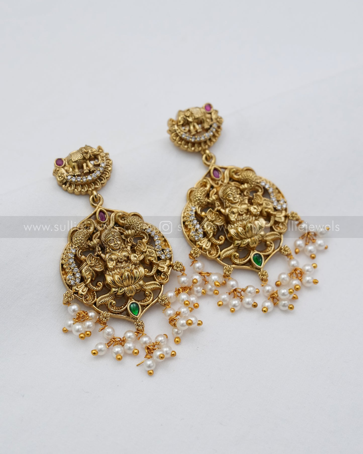 3599 - Lakshmi Elephant Pearl Guttapusalu Necklace with Earrings