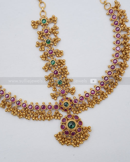 Multicolour Floral Kemp Damini Tikka with Gold Beads