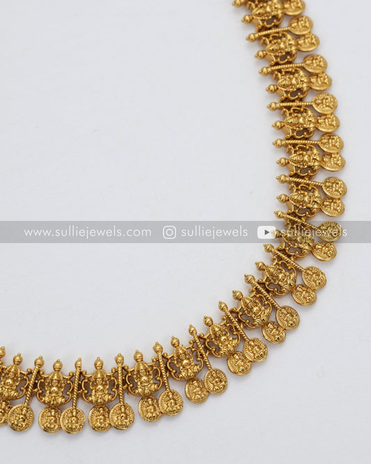7122 - Lakshmi Detailed Coin Long Chain / Haaram with Stud