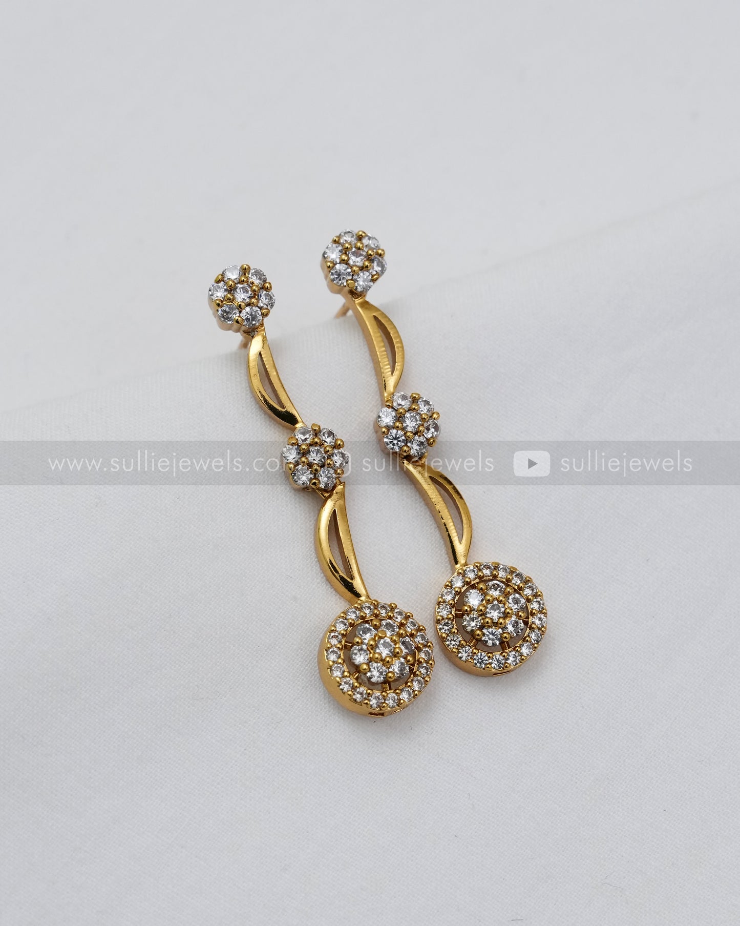 3622 - Minimal Flower AD White Necklace with Earring