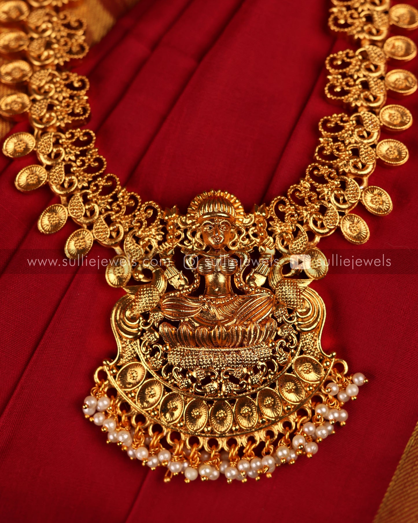 Bridal Lakshmi Long Chain Set