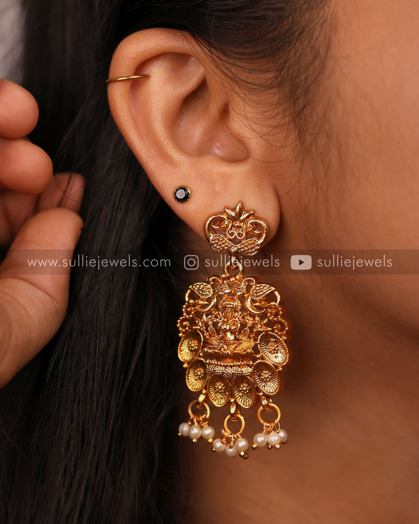 Bridal Lakshmi Long Chain Set