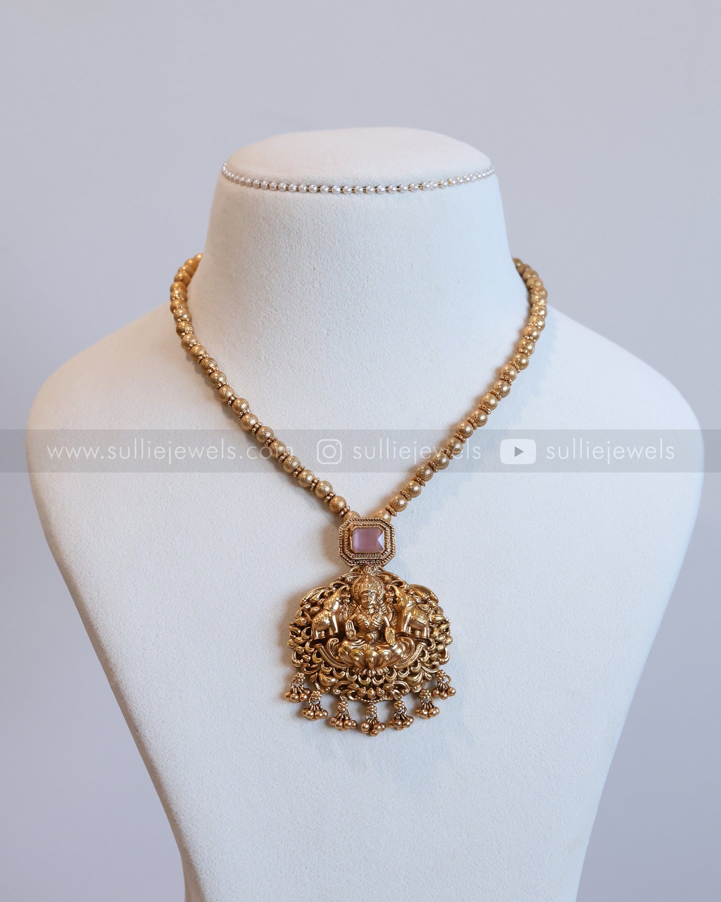 Lakshmi Pastel Pink Pendant with Gold Chain and Jhumka