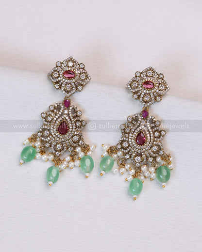 3658 - Floral Two Layered Victorian Necklace with Studs - Mint Green