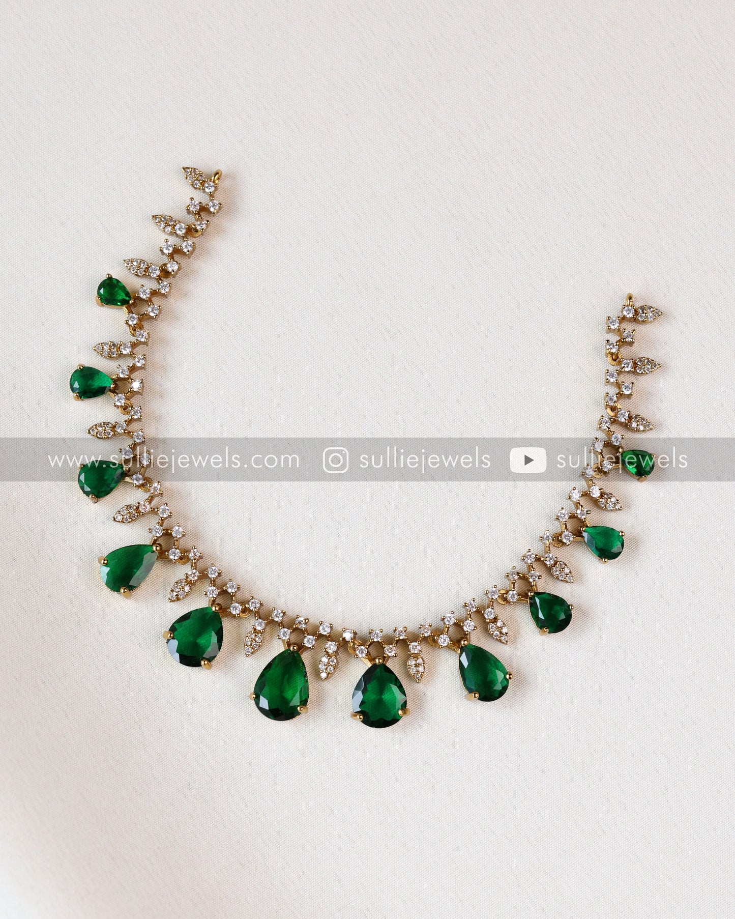 Raindrop Premium Stone Necklace with Earring - Green