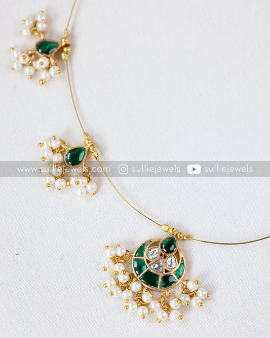 Kemp Minimal Green Stone String Chain