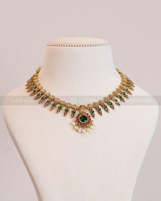 3584 - Lakshmi Premium Palakka Necklace with Earrings