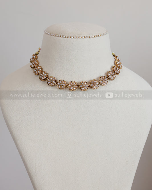3880 - White Pearl Flower Necklace with Jhumka