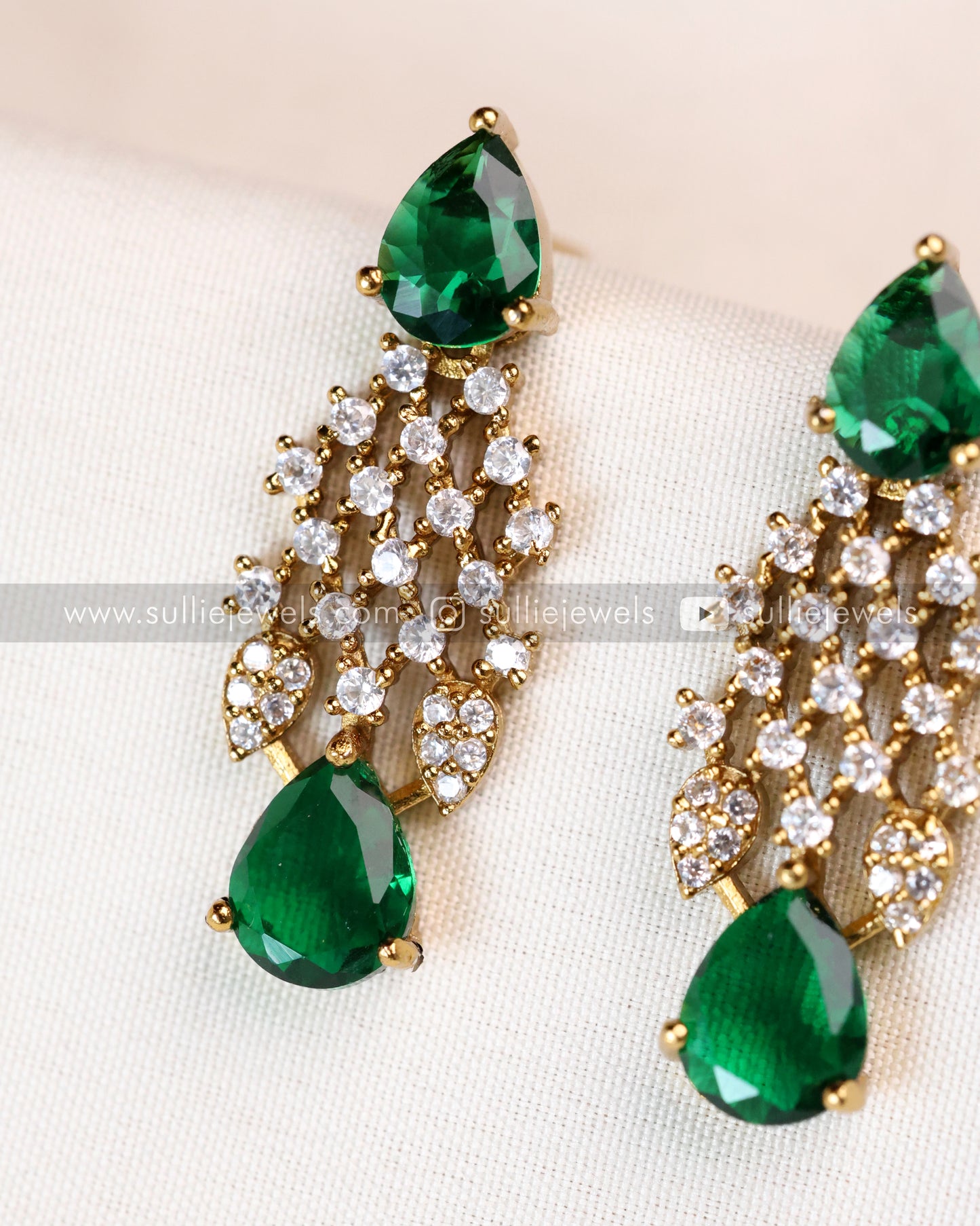 Raindrop Premium Stone Necklace with Earring - Green