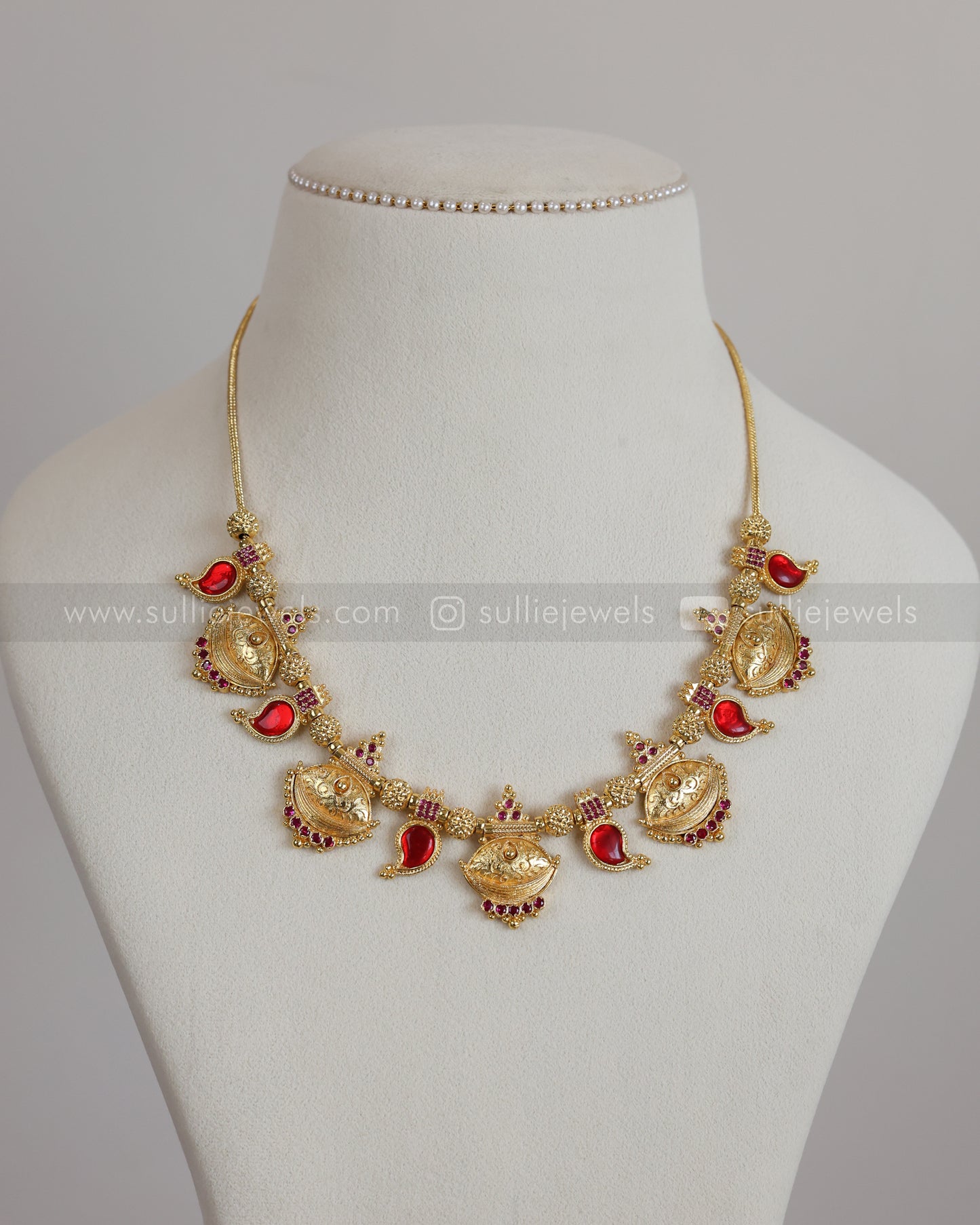 3890 - Gold Ruby Mid Length Mangamaala