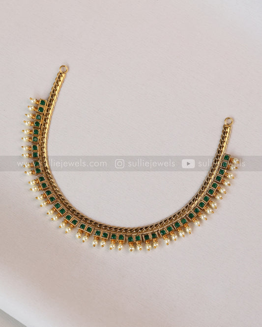 Sullie Basic - Green Pearl Necklace with Stud