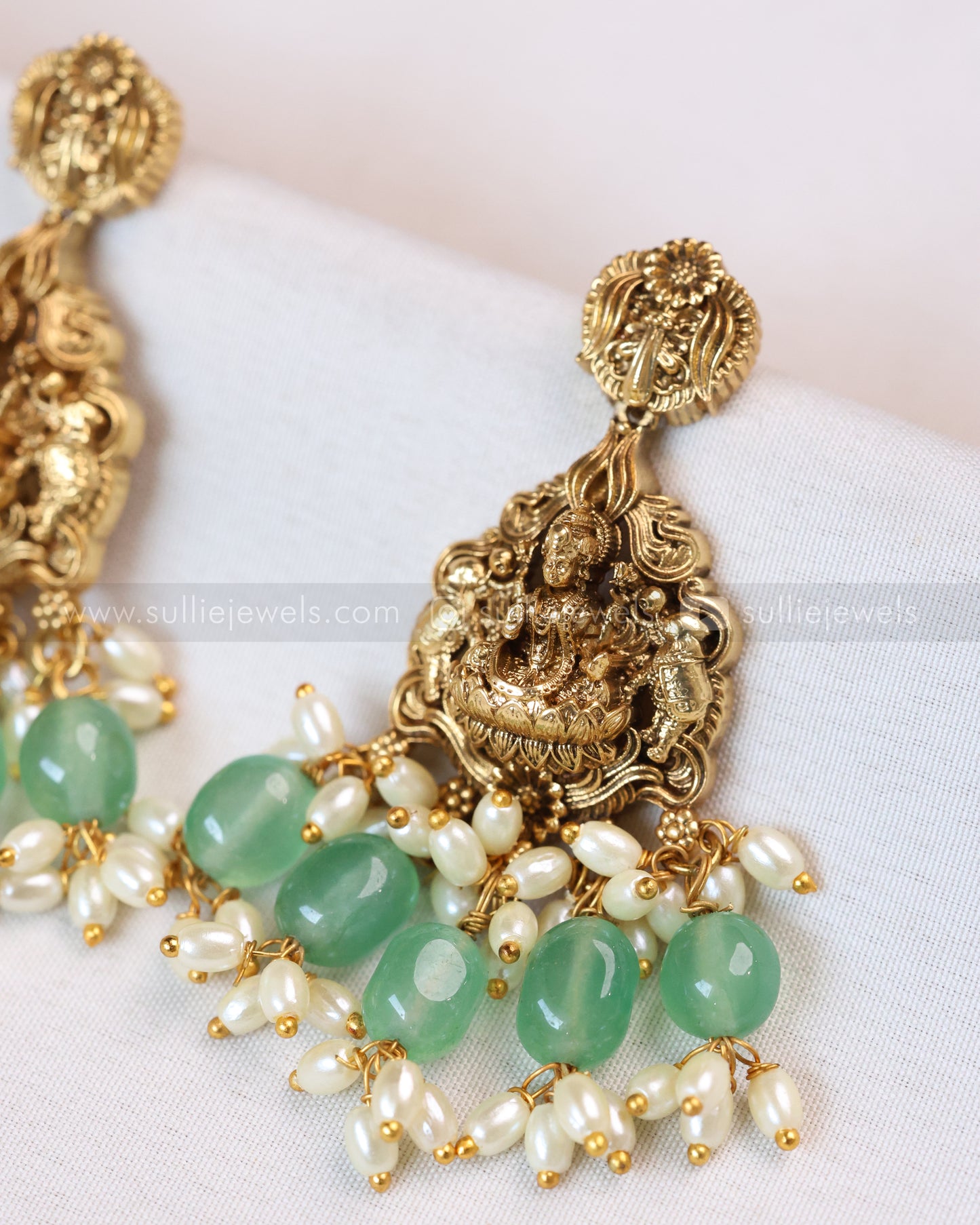 7147 - Goddess Premium Coin Longchain with Earrings - Mint Beads