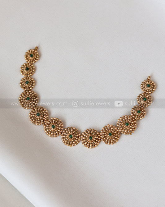 Sullie Basic - Green Stone Floral Necklace with Stud