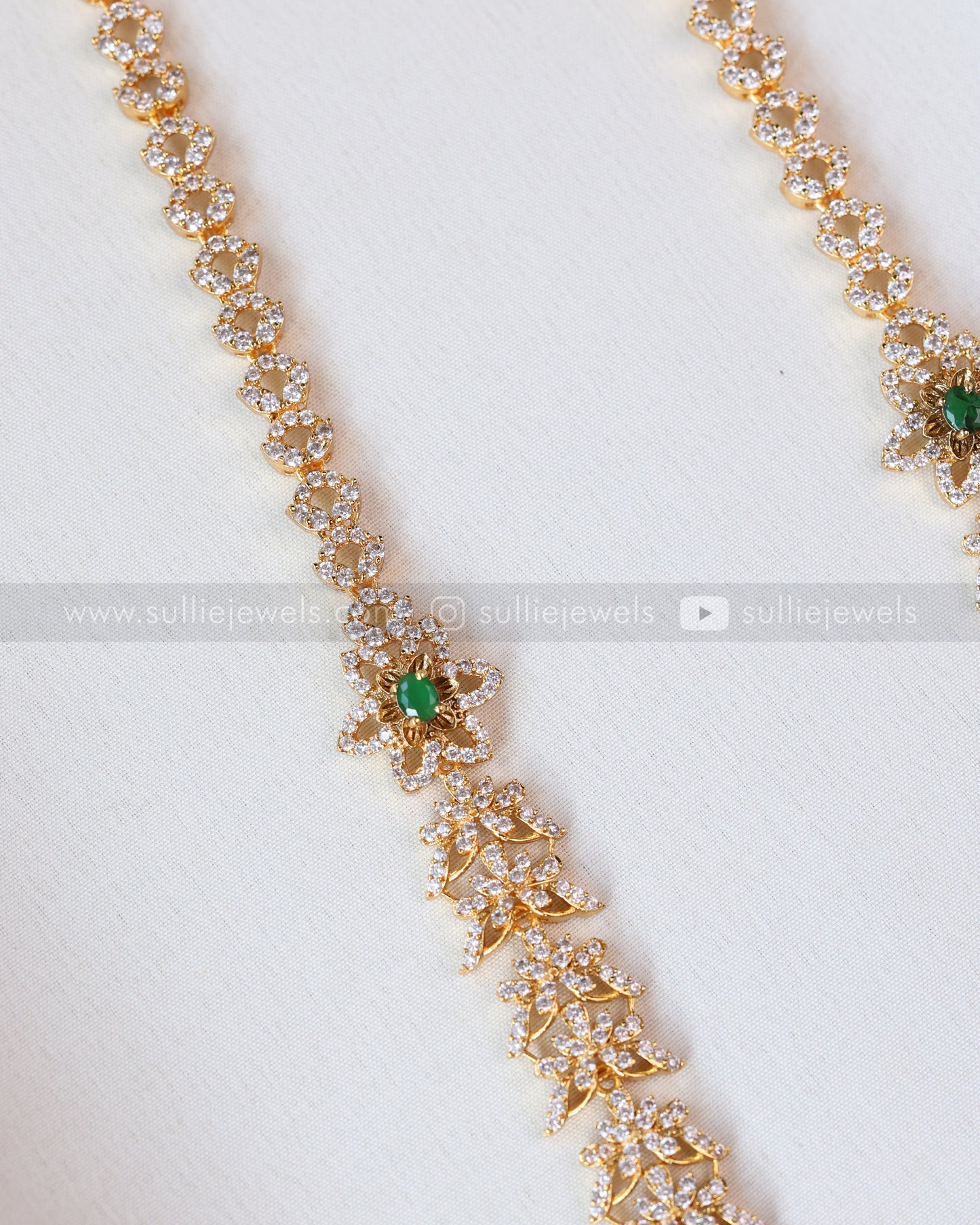 7167 - AD Floral Lakshmi Detailed Long Chain with Earring