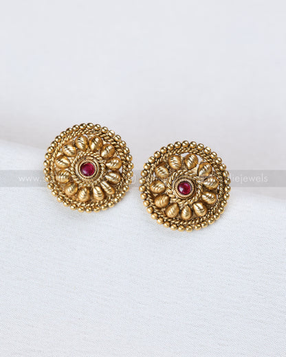 3904 - Ashtapilu 4 Layered Chain with Stud