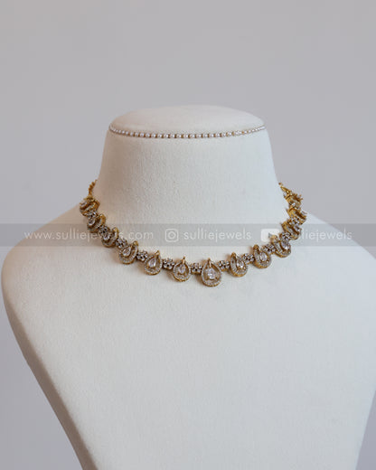 Raindrop Diamonds Necklace with Earring