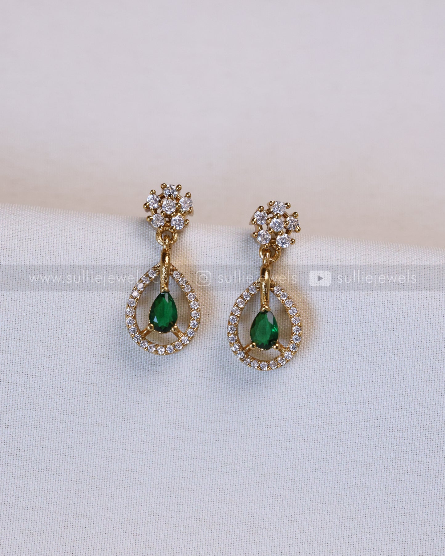 Raindrop Diamonds Necklace with Earring
