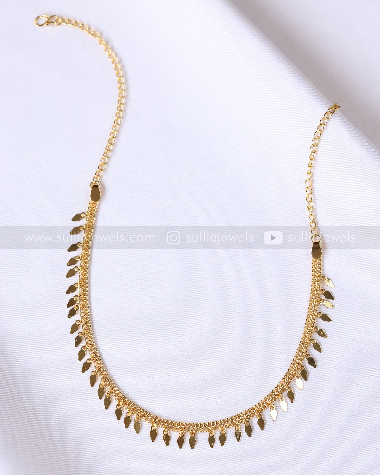 3936 - Gold Minimal Elakkathali Necklace