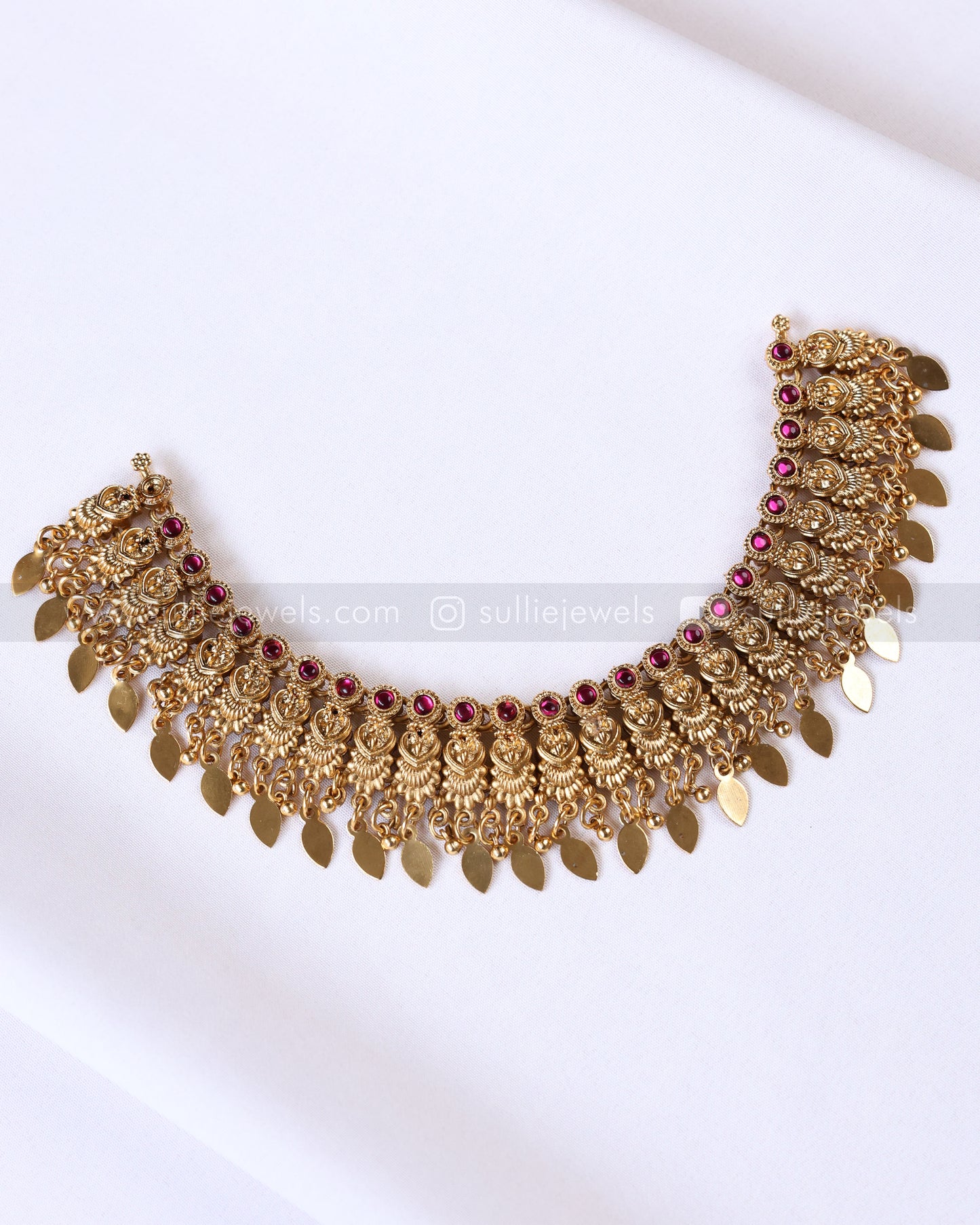 3922 - Sullie Basic Broad Elakkathali Necklace with Stud