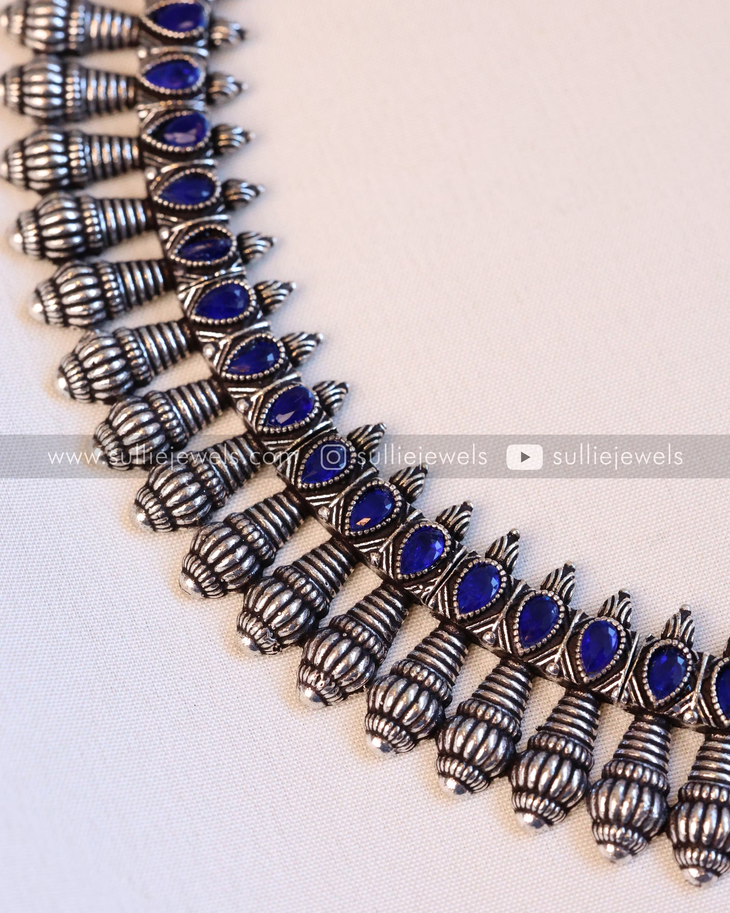Blue Stone Oxidised Necklace with Stud