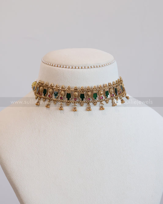 2100 - Traditional Palakka & Gold Beads Choker with Earrings