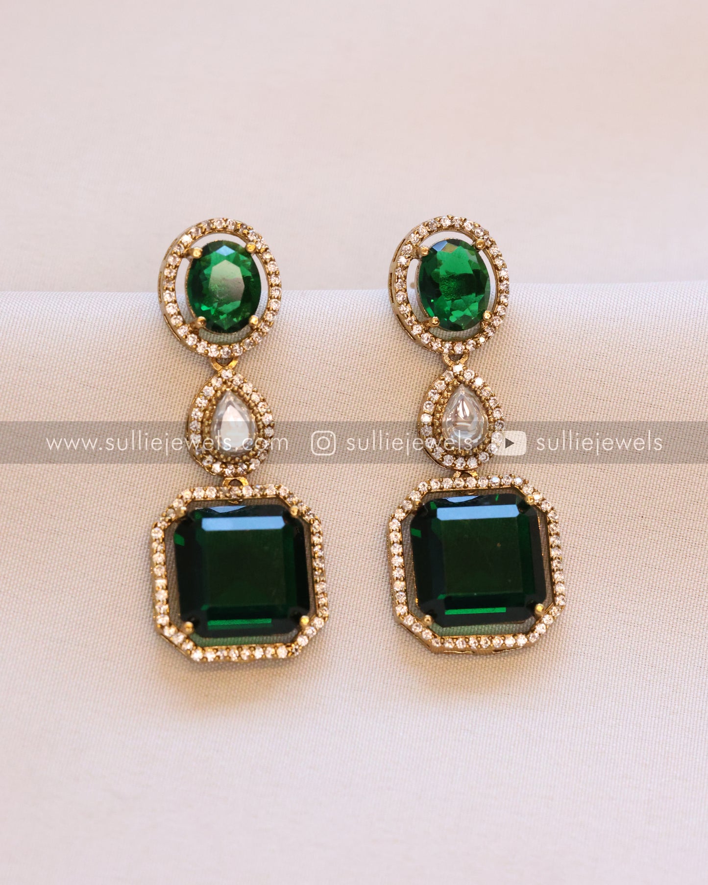 3 Layer Emerald Stone Necklace with Earring