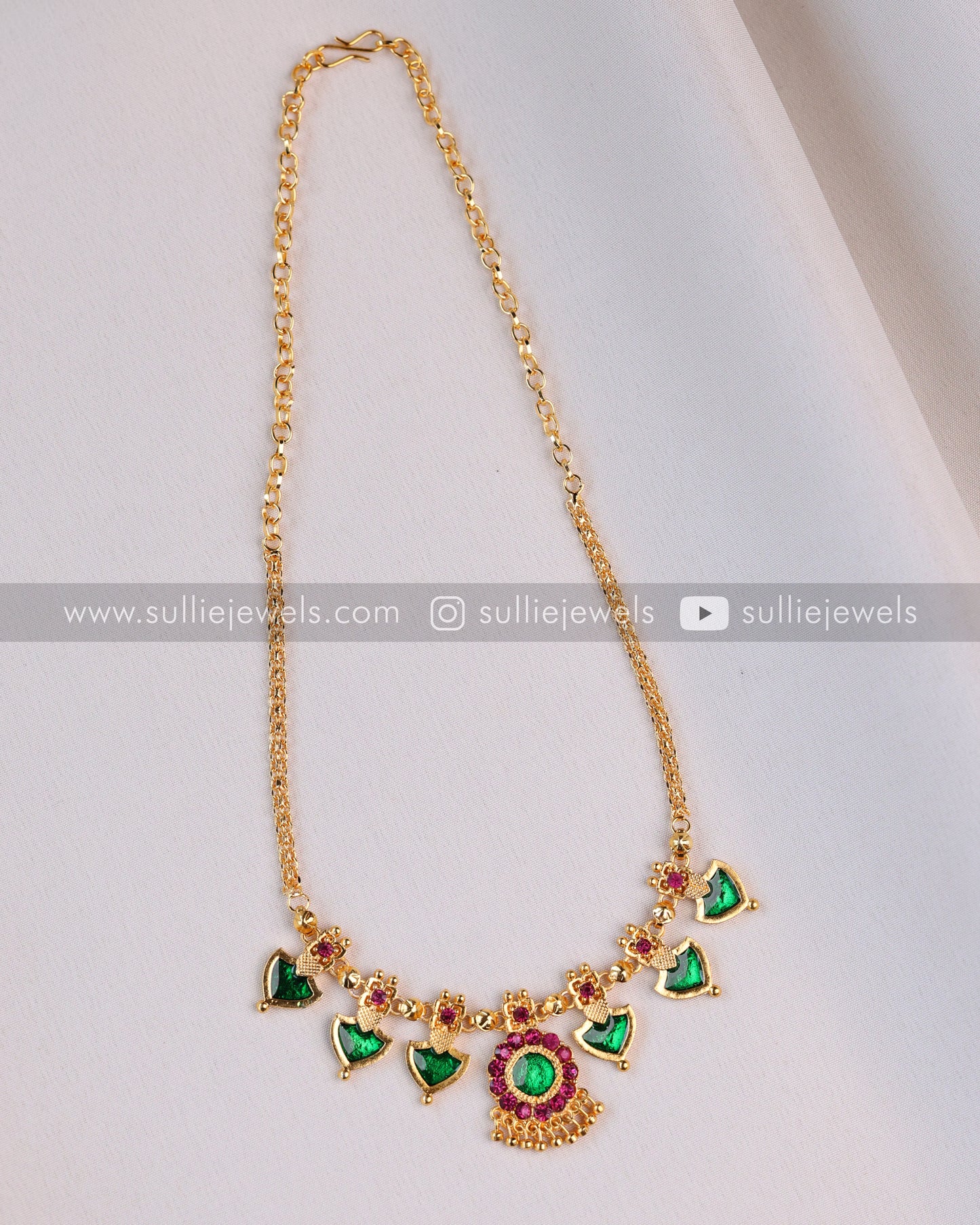 Sullie Basic - Traditional Palakka Necklace
