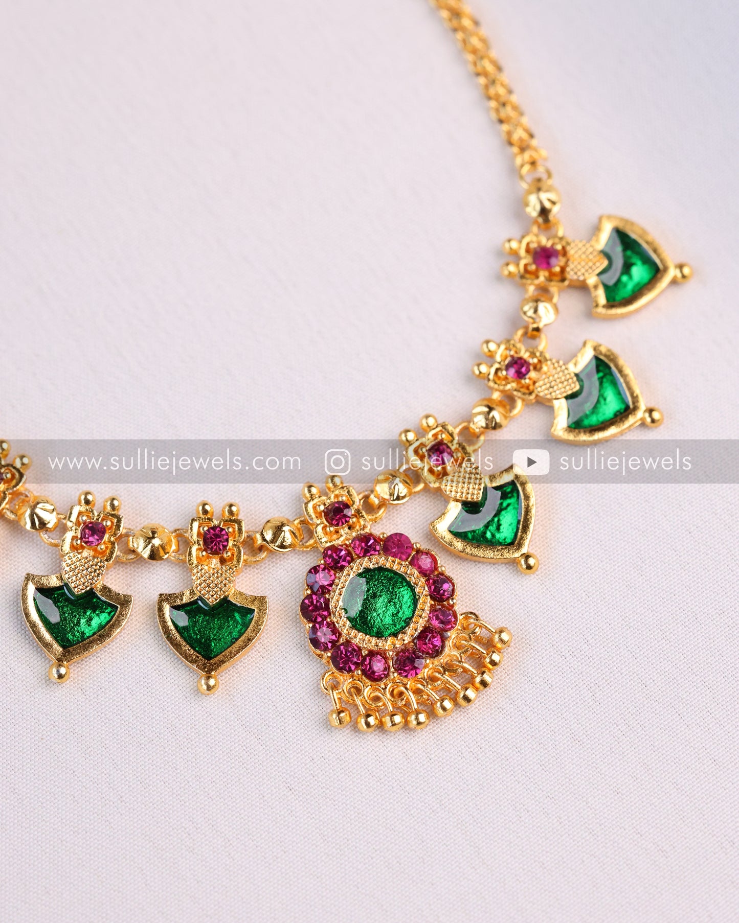Sullie Basic - Traditional Palakka Necklace