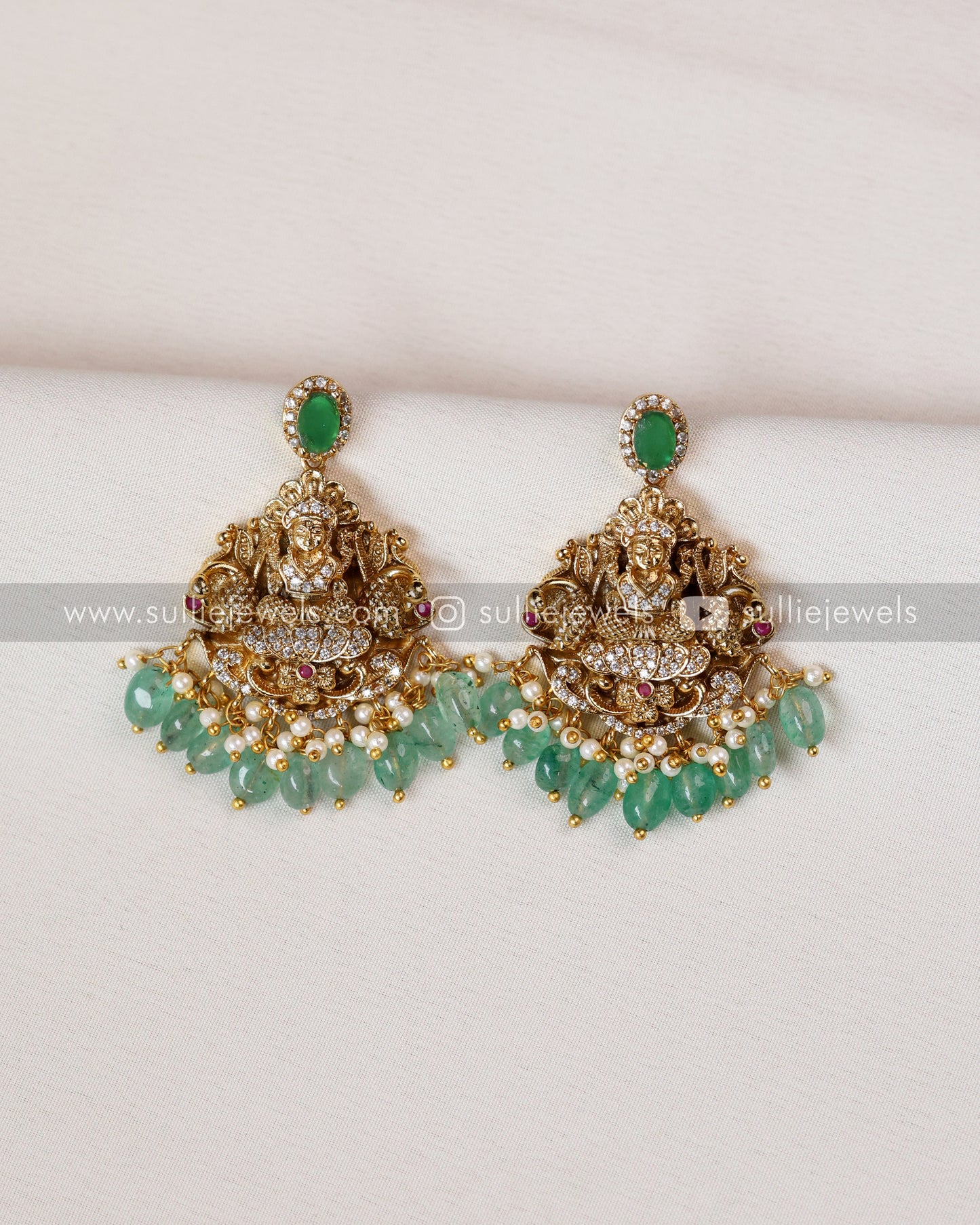 Premium Nagas Choker ( mint beads ) with Earrings