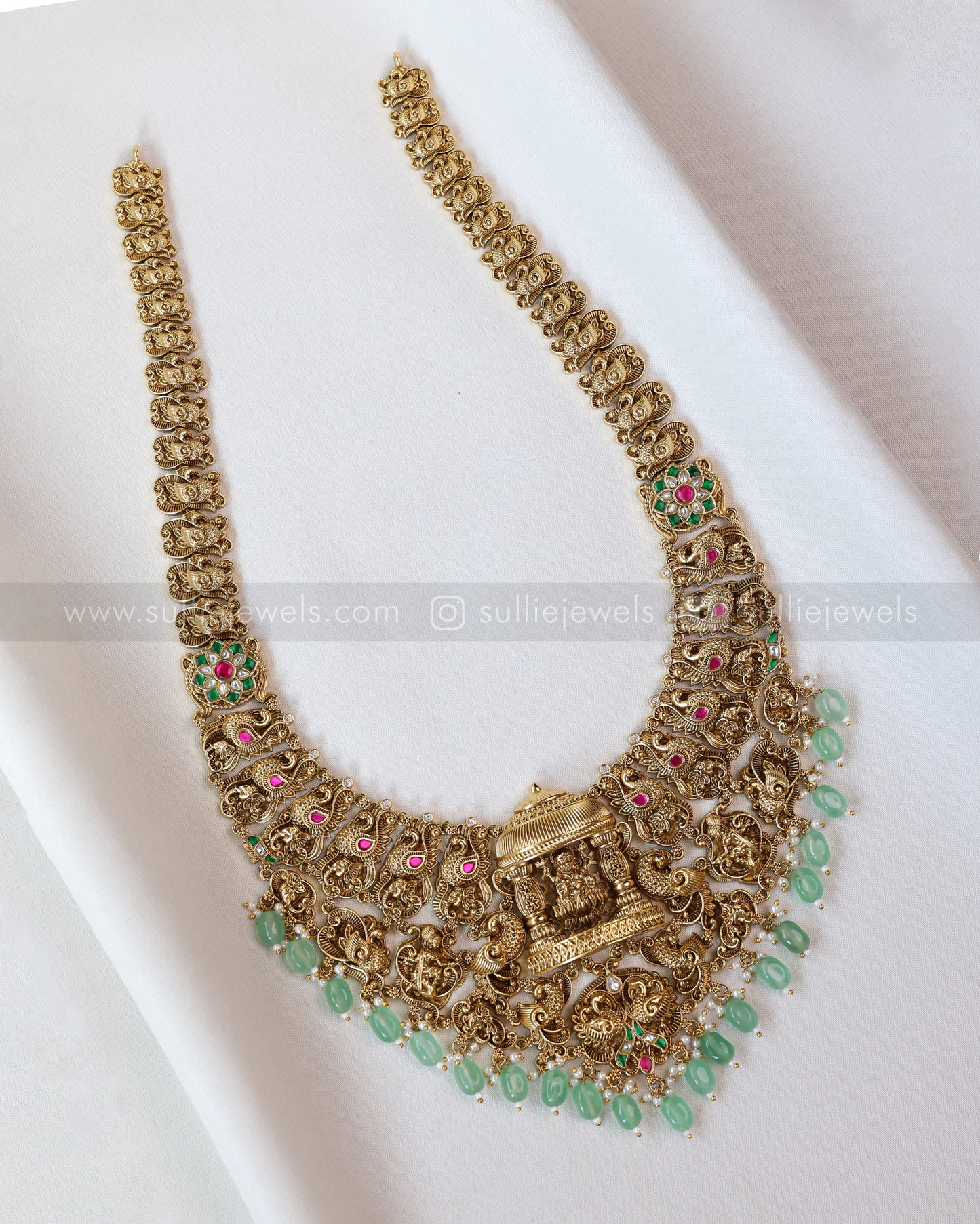 7152 - Premium 3D Nakshi Work Peacock details Mint Beads Nagas Haram