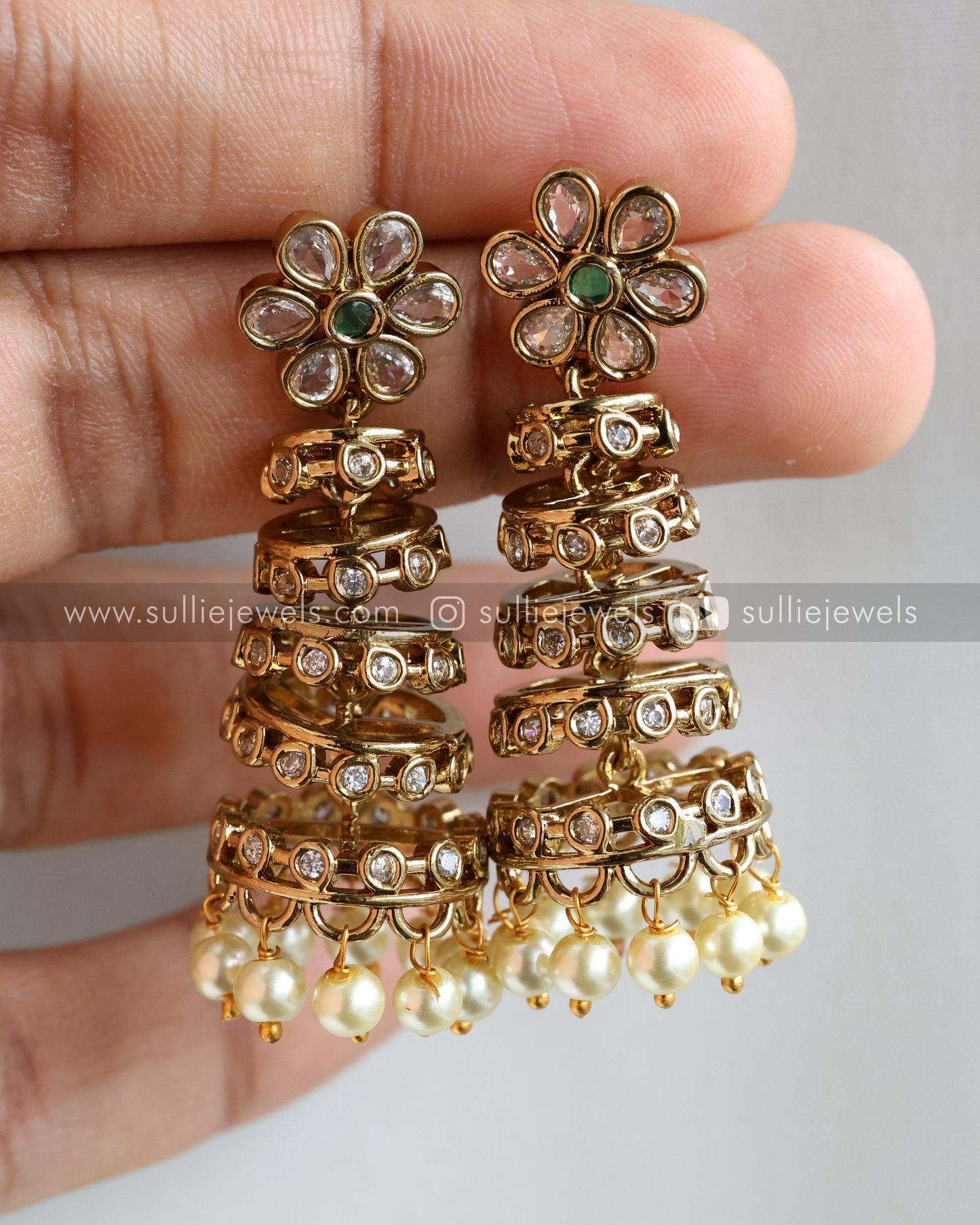 Flower Tower White Jhumka