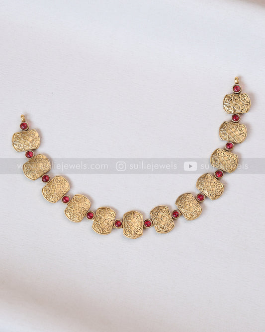 3744 - Sullie Basic - Ruby Gold Statement Necklace / Choker with Stud