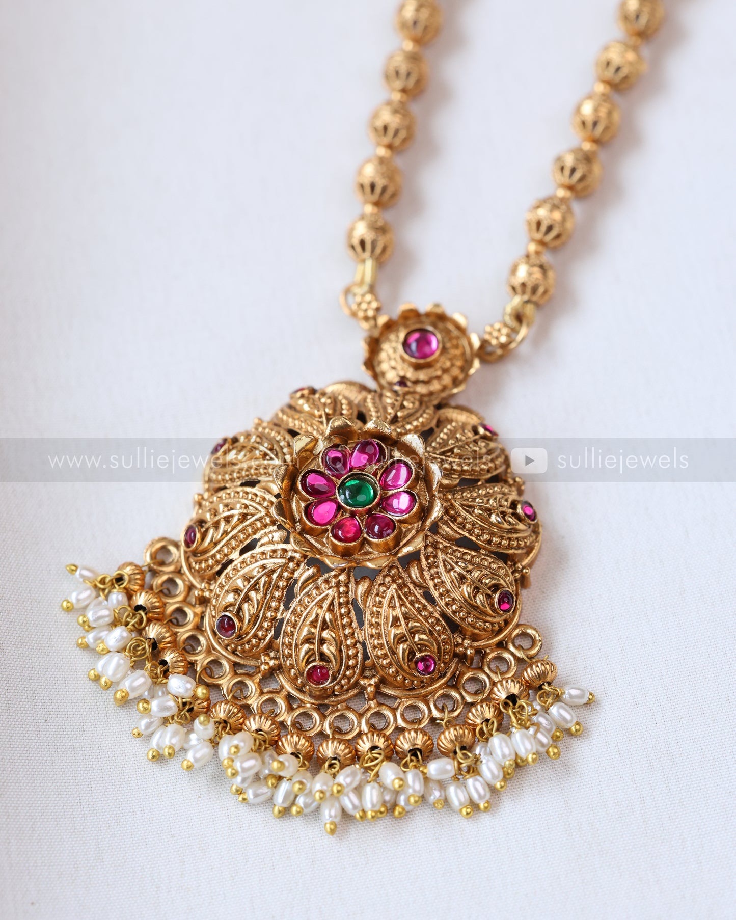 6038 - Sullie Basic - Floral Gold & Pearl Pendant Set with Jhumka