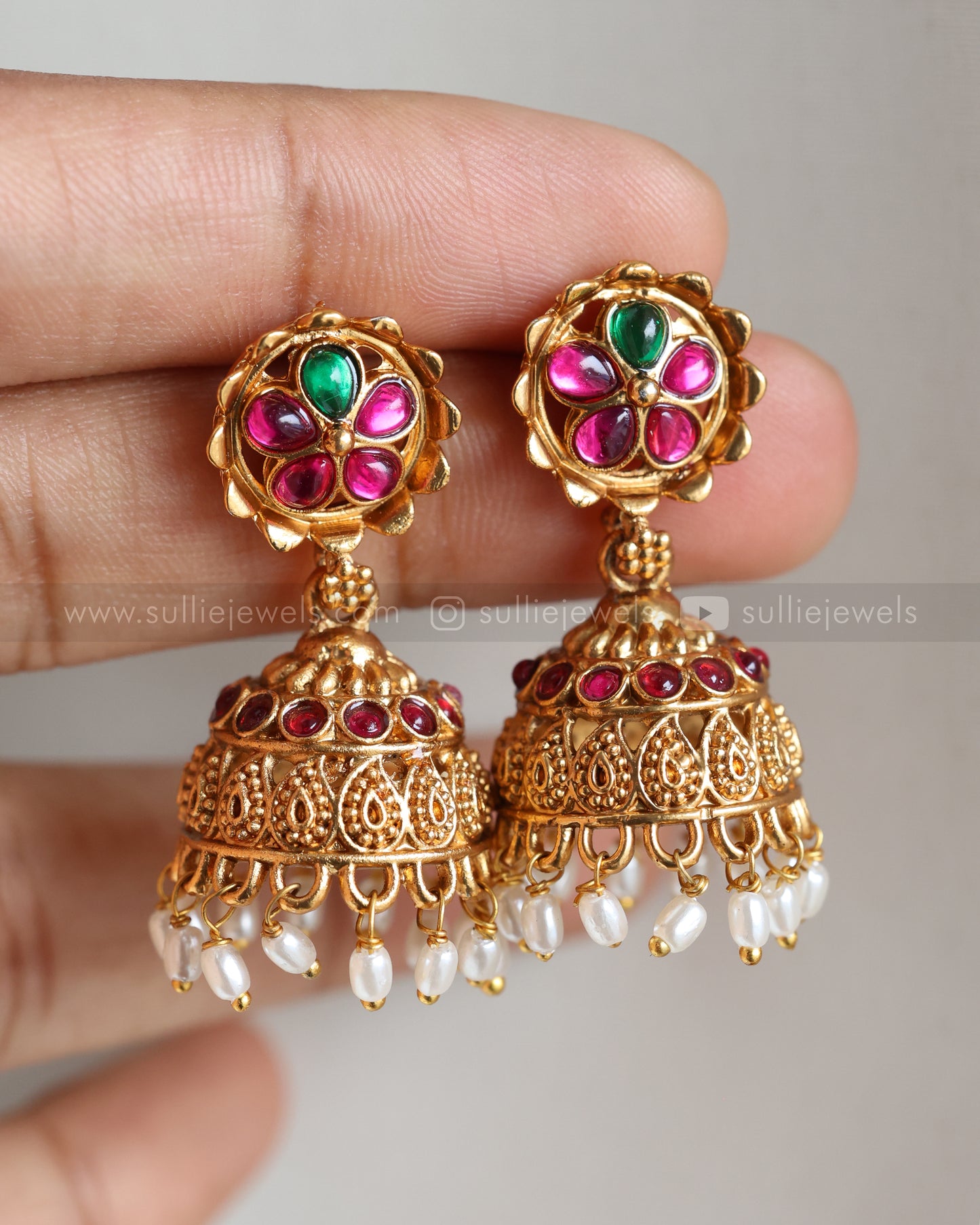 6038 - Sullie Basic - Floral Gold & Pearl Pendant Set with Jhumka