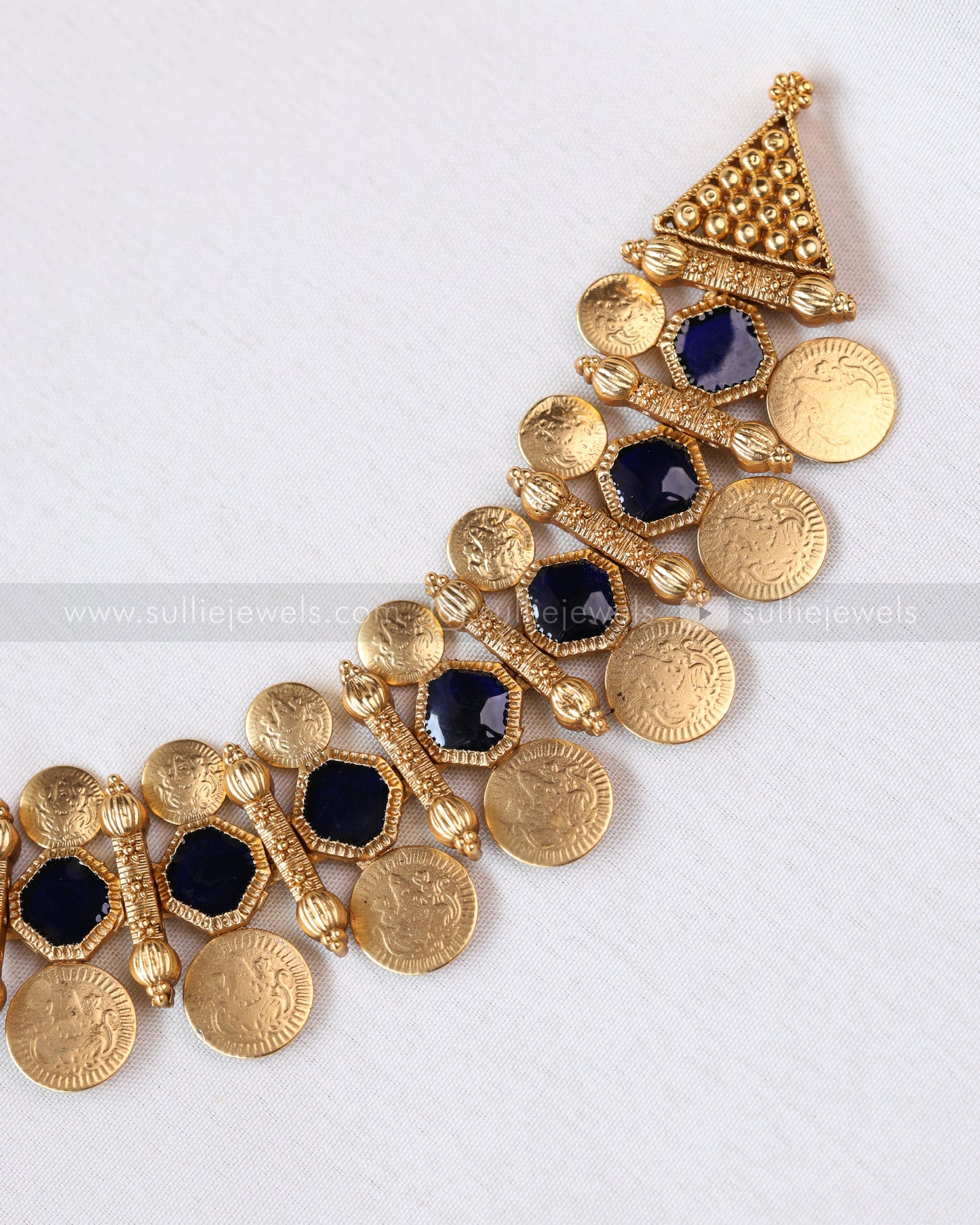 3748 - Sullie Basic - Navy Blue Stone Coin Necklace with Stud