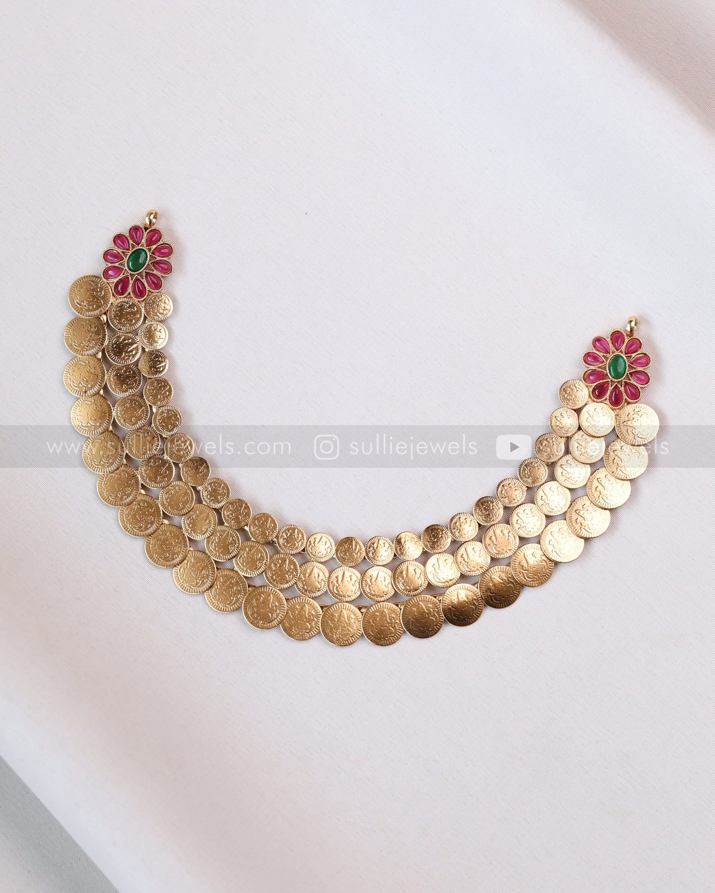 3749 - Sullie Basic - Lakshmi Floral Coin Necklace with Stud