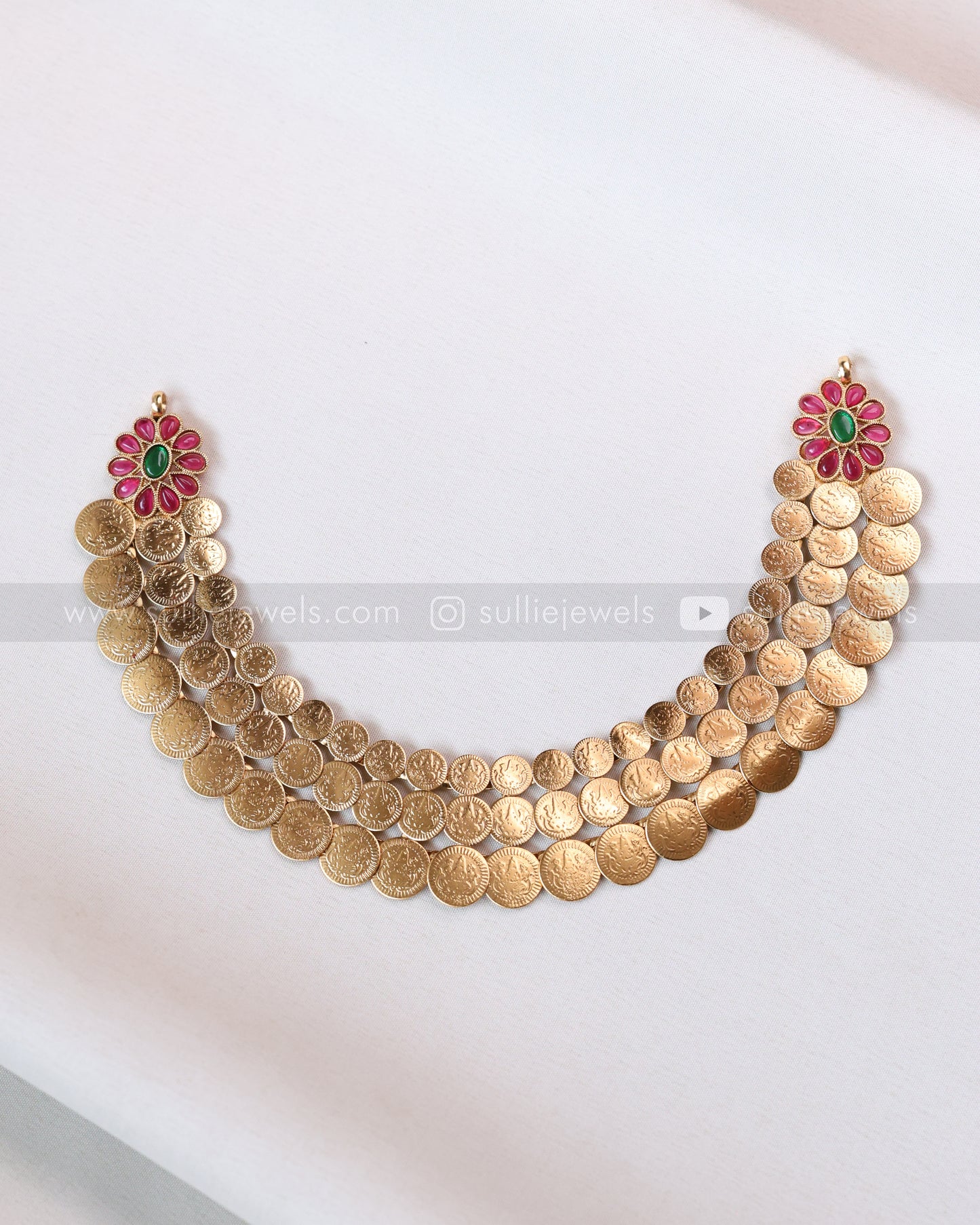 3749 - Sullie Basic - Lakshmi Floral Coin Necklace with Stud