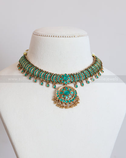 3752 - Sullie Basic - Jadau Replica Bright Green Stone Designer Necklace with Earring