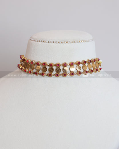 Sullie Basic - Traditional Coin & Stone Choker with Stud
