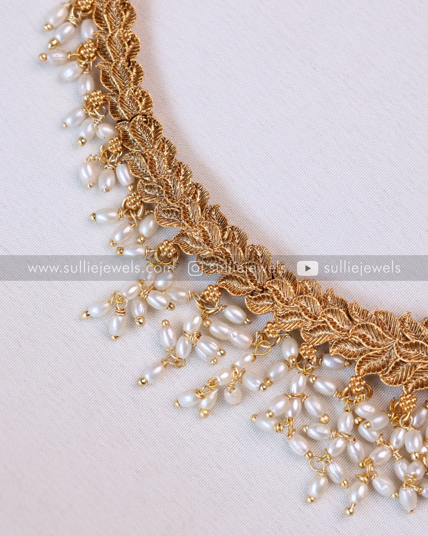 Sullie Basic - Stone Gold Necklace with Pearls & Stud - Ruby