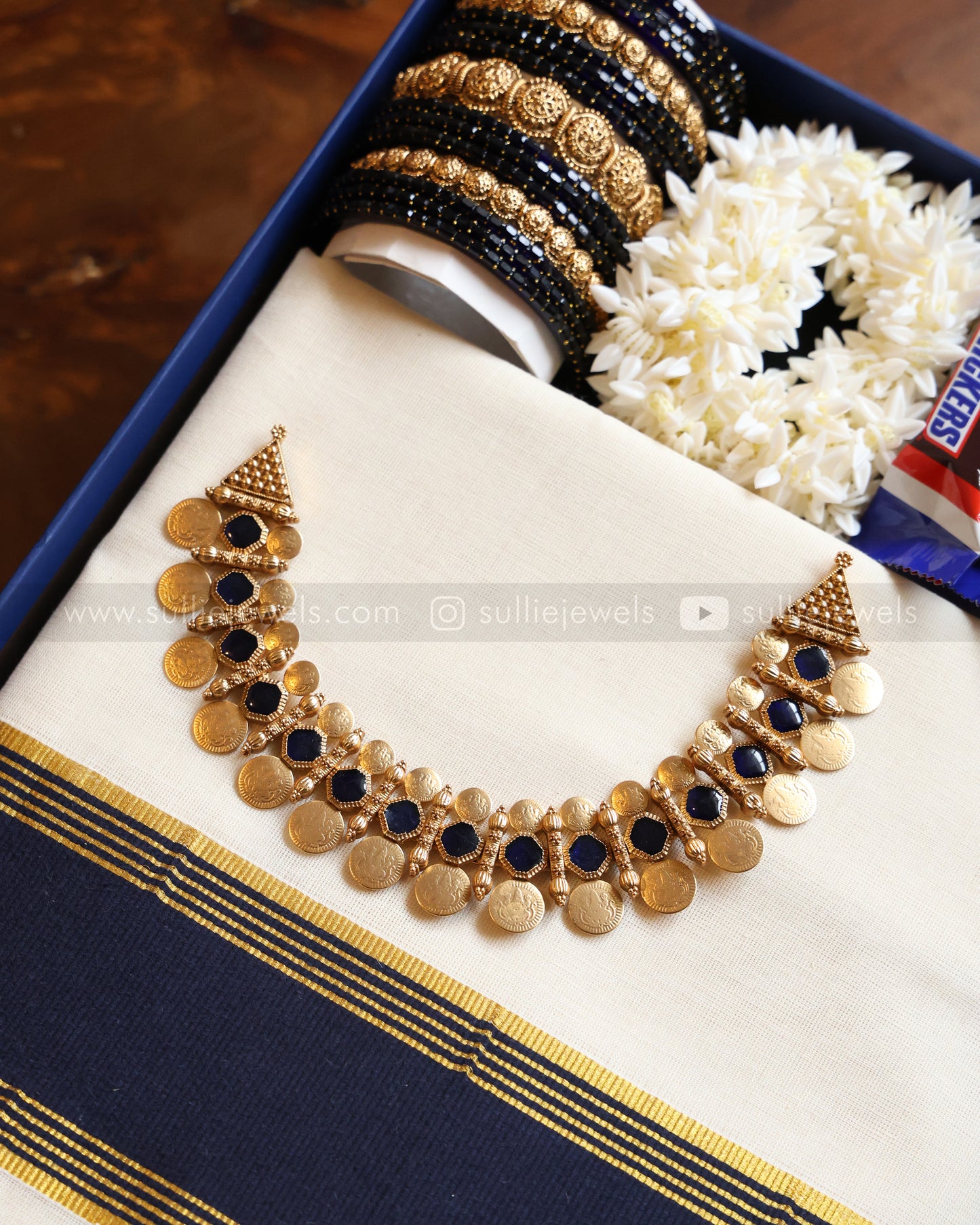 Onam Blue Gift Hamper - Saree, Bangle set, Necklace with Earring, Jasmine & Chocolates