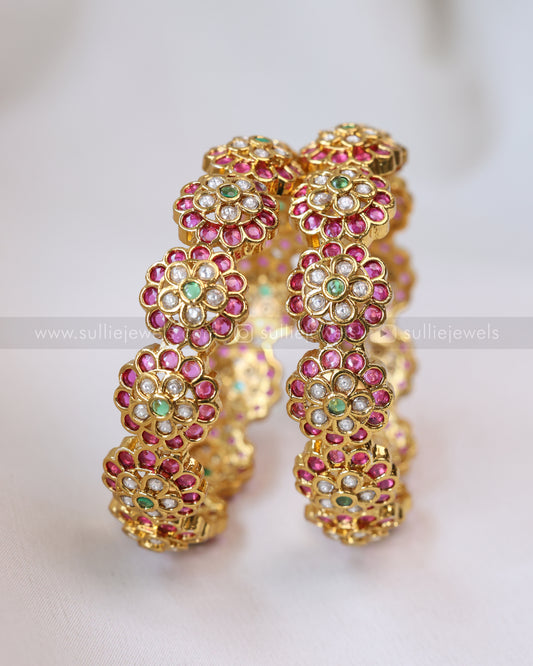 9039 - Premium Floral Kemp Stone Bangle - Set of 2